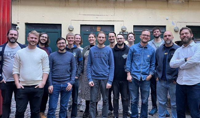 Flashbulb Oyunları: Bağımsızlığın Artıları ve Eksileri