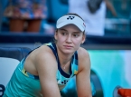 Elena Rybakina, finalde Sabalenka'yı yendikten sonra WTA CEO'su ile fotoğraf çektirmeyi reddetti