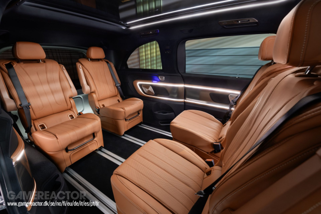 Mercedes, 700 kilometre menzile sahip yeni yedi kişilik aracı tanıttı