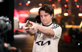 Esports D&uuml;nya Kupası 2026: Sekiz takım Dota 2 Playoff grubunda kaldı ve artık seri başı olarak